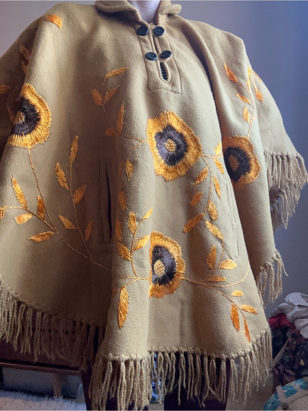 Vintage Embroidered Sunflower Fringe Poncho - Mustard Yellow